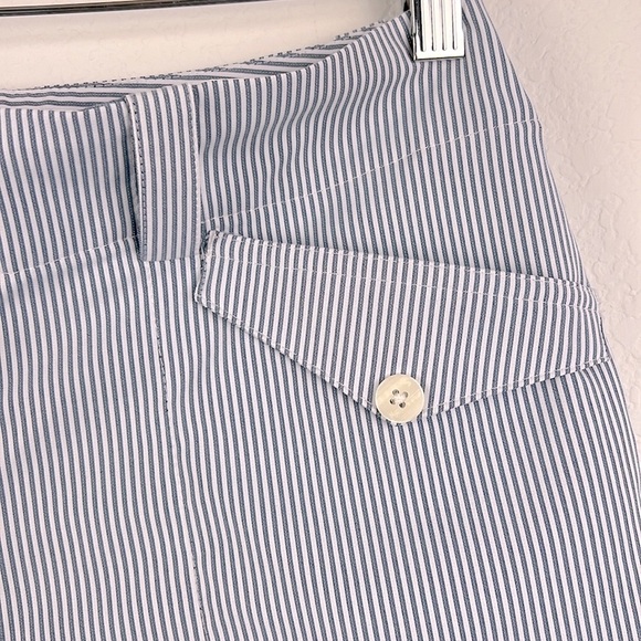 Nike Golf Womens Dri Fit Blue and White Striped Shorts Womens Size 4 - Picture 3 of 5